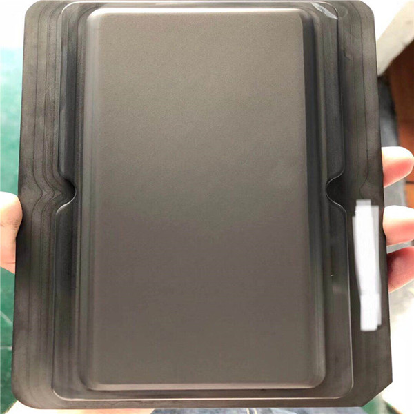 石墨烯“打底” 我科學(xué)家制備出高速晶體管 石墨烯“打底” 我科學(xué)家制備出高速晶體管