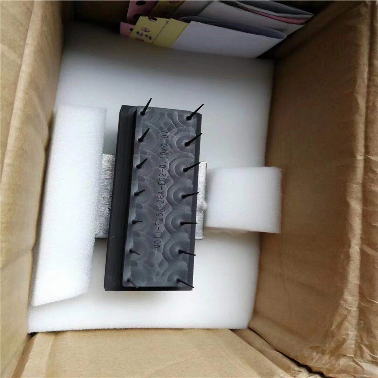 導(dǎo)電石墨板 導(dǎo)電石墨板